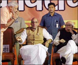 SP not to field candidates against Rajnath