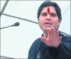 BJPs Gandhi surrenders amid violence