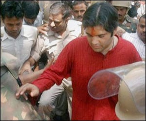 Varun shifted to Etah jail for security reasons
