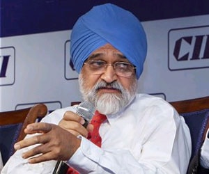 Indo-Canadian N-deal soon: Montek