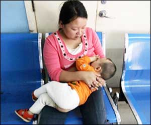 Cabbage leaves to the rescue of lactating mothers Health News - The