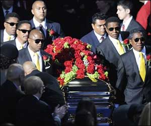 King of Pop receives final adieu