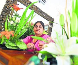 M_Id_95025_flower_ no alt set