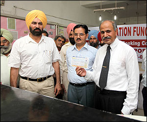 Railway tickets now available at Bharat Nagar post office | Ludhiana ...