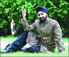 M_Id_106870_Simplicity no alt set