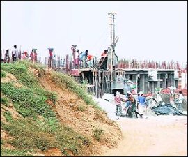 M_Id_112530_protest no alt set