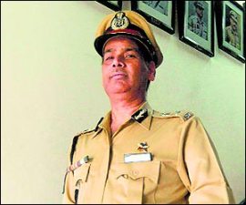 M_Id_120507_AN_ROY_case no alt set