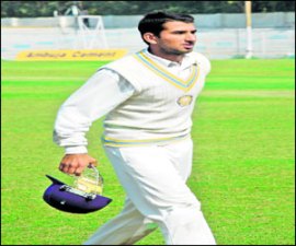 M_Id_121649_cricket no alt set