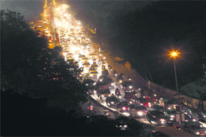 Munde daughters wedding a hit but city traffic hurt