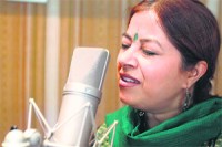 M_Id_140807_singer no alt set