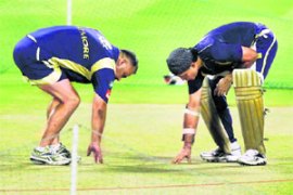 M_Id_144263_cricket no alt set