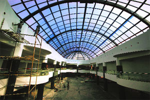 Long way to go for Anand Vihar station