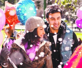 M_Id_167629_Anjaana_Anjaani no alt set