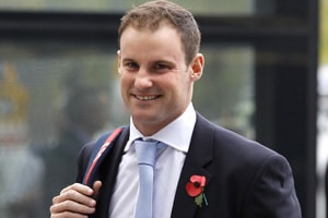 ‘Composed’ England favourites for Ashes: Gilchrist