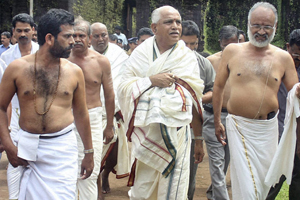 Yeddyurappa seeks divine help to ward off detractors