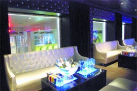 M_Id_189318_The_VIP_area no alt set