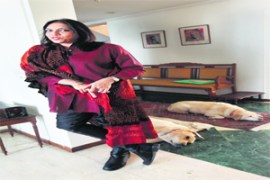 M_Id_189521_Mira_Nair_ no alt set