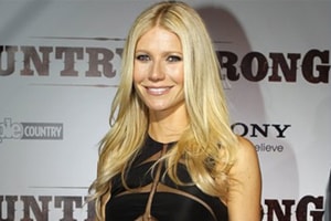 Paltrow paired Taylor with Gyllenhaal | Entertainment-others News - The ...