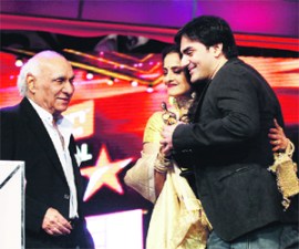 M_Id_195082_actor no alt set