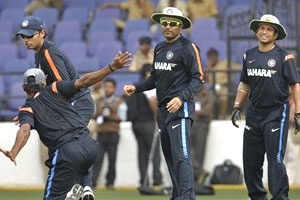 spin-bowling-all-rounders-give-india-advantage-dravid