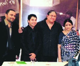 M_Id_203975_Monty no alt set