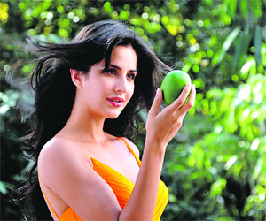 300px x 250px - Katrina Kaif in new Slice campaign | News Archive News,The Indian Express
