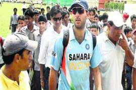 M_Id_206609_Yuvraj_Singh no alt set