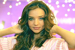 Drinking coconut oil is secret behind Miranda Kerr s sexy bikini body