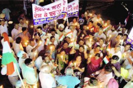 M_Id_229896_Residents_take_out_a_candle_light_march_in_support_of_social_activist_Anna_Hazare no alt set