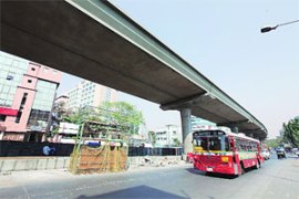 M_Id_231813_About_2200_m_of_track_has_been_laid_in_Andheri_West no alt set