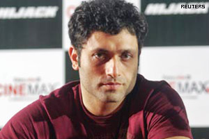 Shiney Ahuja To Make Bollywood Comeback With Ghost Entertainment