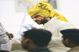 M_Id_247657__Saif_Ali_Khan_at_the_coronation_ceremony_in_Pataudi no alt set