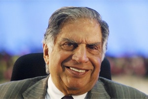 Ratan Tata,Cyrus Mistry meet Narendra Modi | News Archive News - The ...