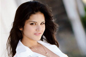 I am looking forward to my Bollywood debut: Sunny Leone |  Entertainment-others News, The Indian Express