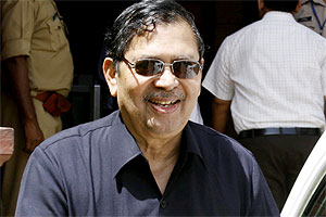 Karnataka HC issues notice to Santosh Hegde | India News - The Indian ...