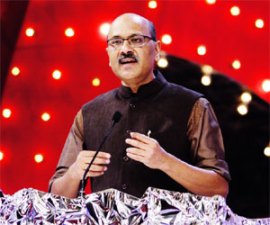 M_Id_263896_Shekhar_Gupta no alt set