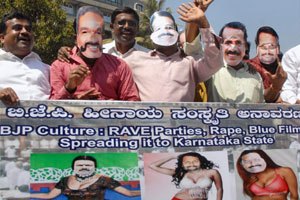 Porngate:Opposition demands central rule in Karnataka | India News ...