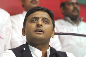 SP govt to focus on maintaining law and order: Akhilesh
