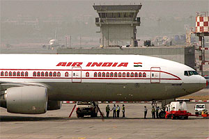 Air India unions threaten strike from April 2