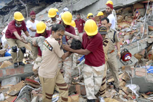 Jalandhar: 2 killed,57 rescued in factory building collapse | India ...