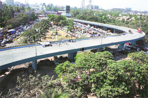 Sound barriers at Suman Nagar,Navghar flyovers | Mumbai News - The