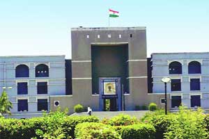 UP lawyer who ducked HC fine pays at last for PIL against Guv