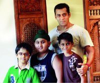 M_Id_294099_Salman_Khan no alt set