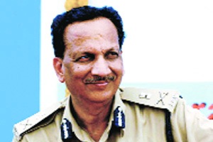 Ex-top cop quizzed by CBI for six hours