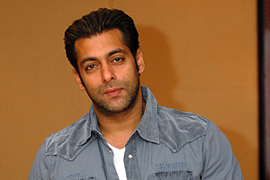 Sarabjit’s Sister,daughters Meet Salman Khan 