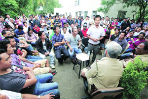 Latest News on Mms Clip: Get Mms Clip News Updates along with Photos