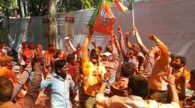 Maharashtra civic elections, BJP, BMC elections 2017, PMC elections 2017, Maharashtra, maharashtra civil polls winner, maharashtra civic polls results, Shiv sena, NCP, Brihanmumbai Municipal Corporation, devendra fadnavis, Raj thackeray, india news, idnian express news