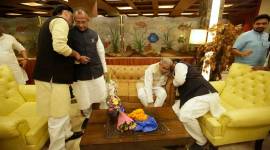 Kamal Nath tipped for Bhopal, Rahul Gandhi seeks views of MLAs for Jaipur and Raipur