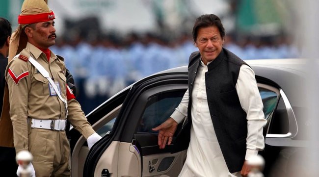 imran khan, asian development bank, pakistan loan, pakistan govt loan, pakistan economy, pakistan economic crisis, indian express