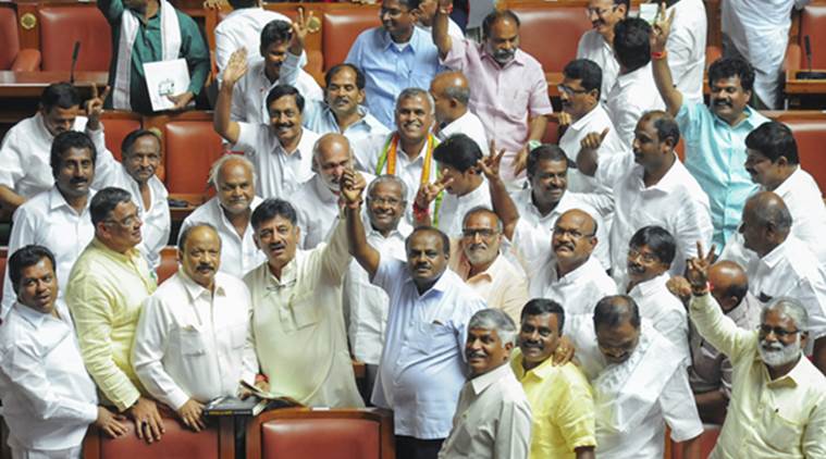 Karnataka elections: yeddyurappa resigns, jdu-congress to form government